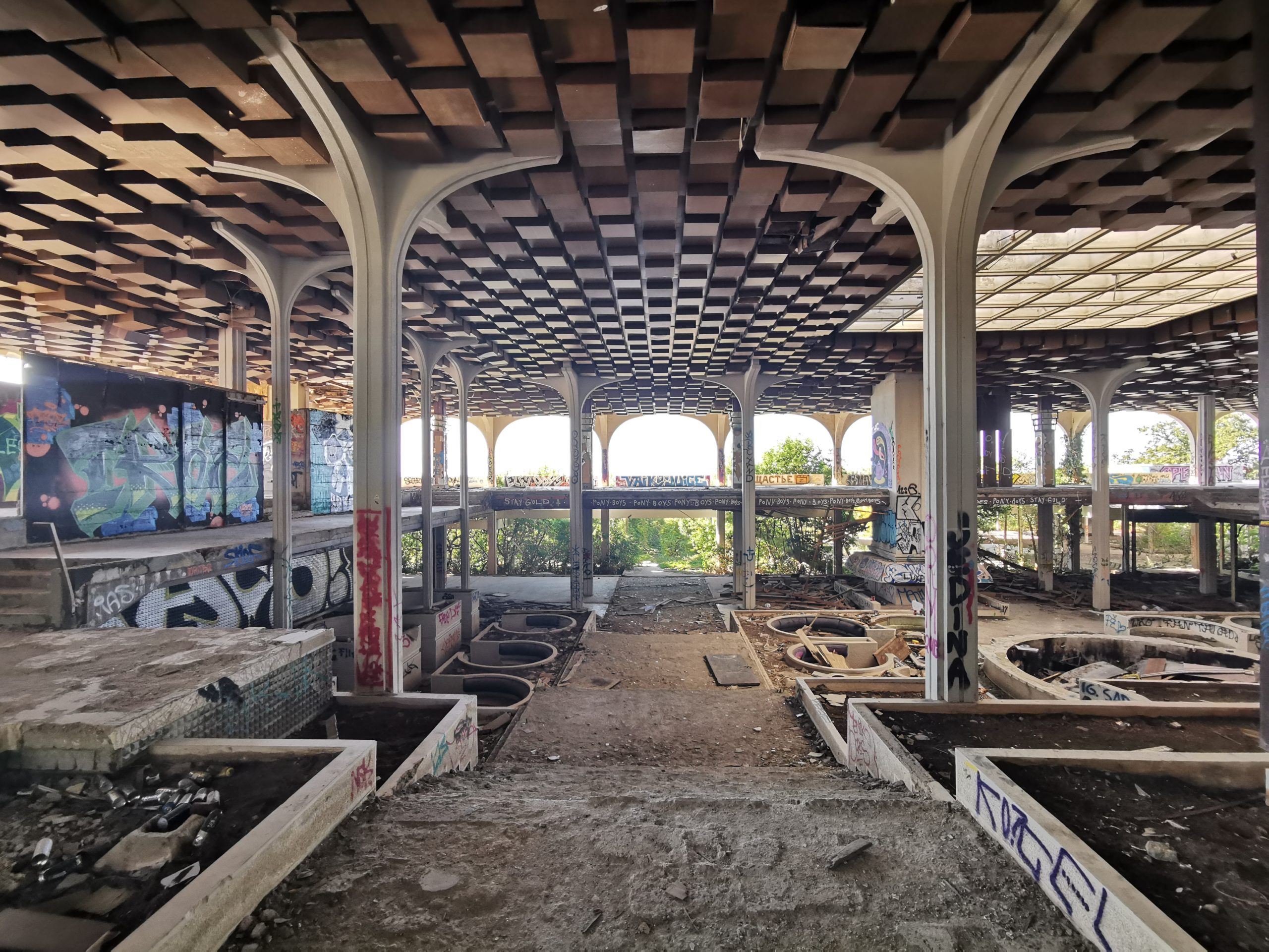 Palace hotel — unutrašnjost danas
